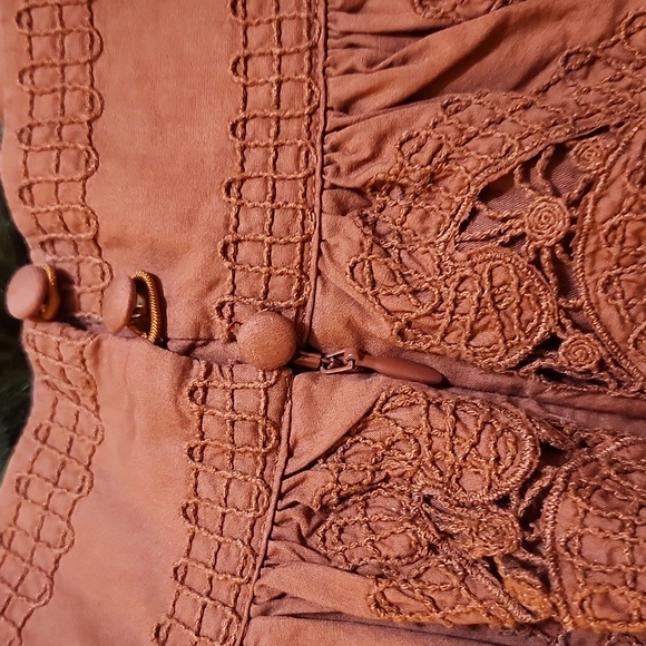 NWT Sézane Sophie Skirt brown (lace/embroidered) - Picture 8 of 12